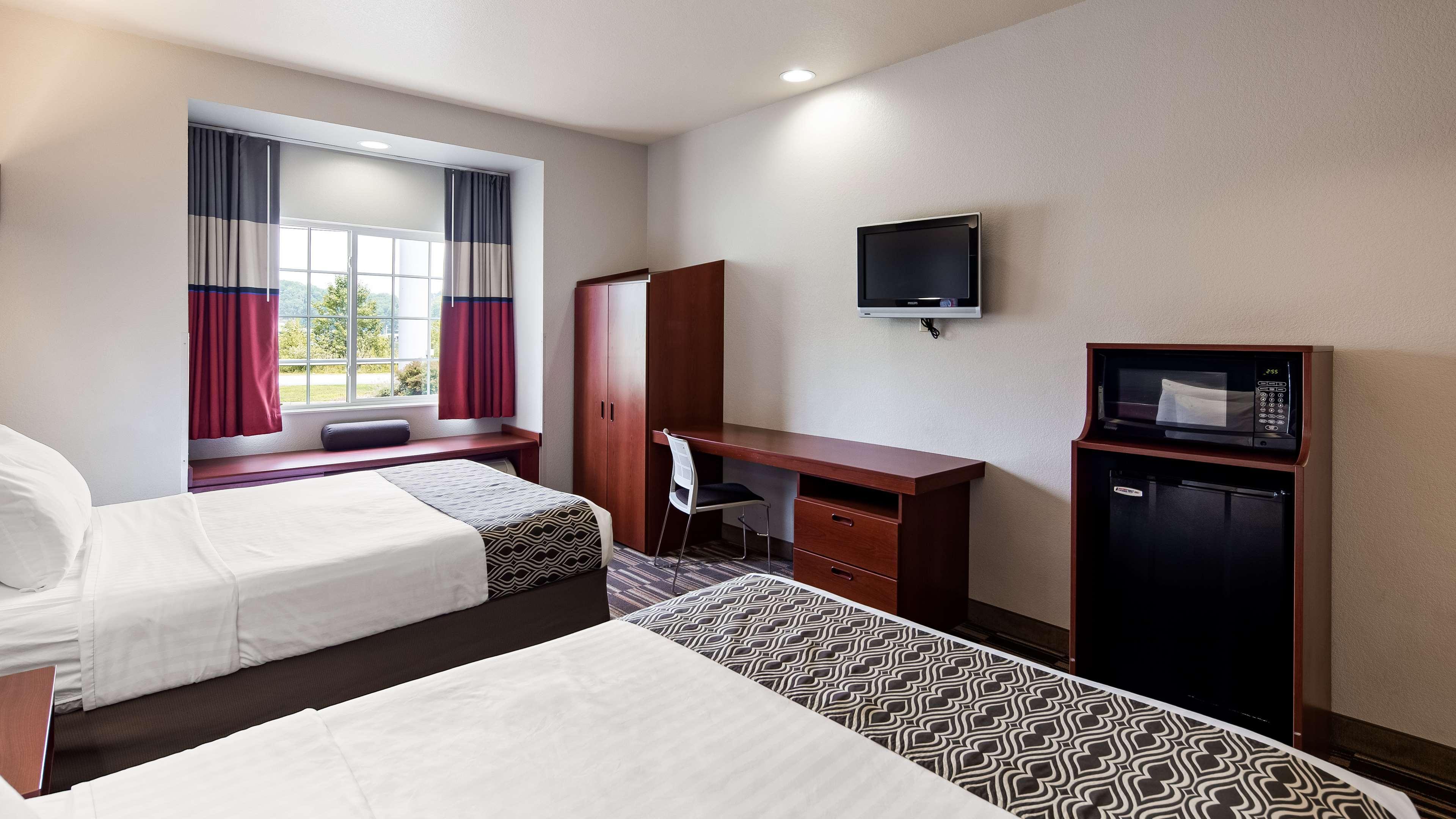 Sonesta Essential Morgantown Hotel Exterior photo