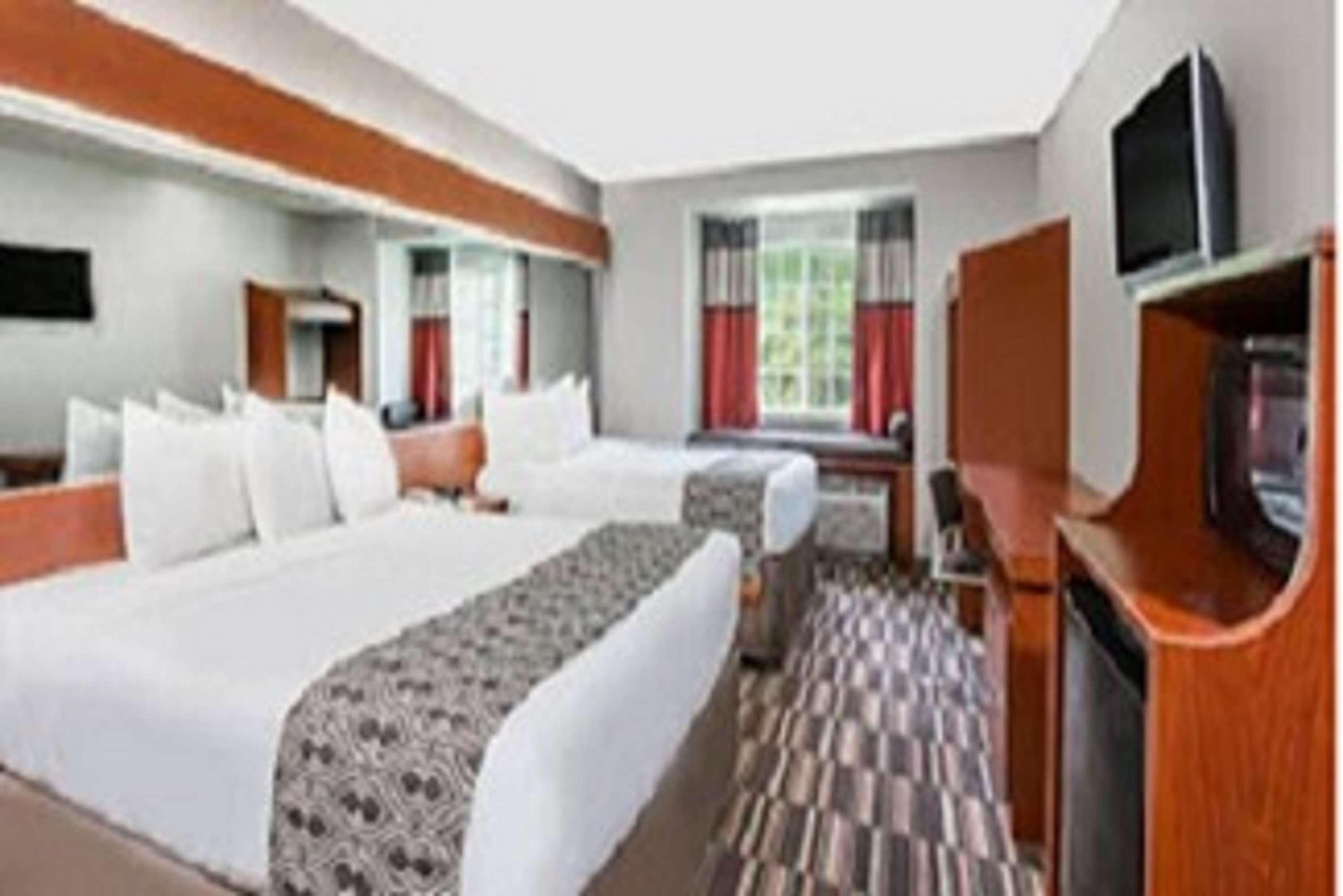 Sonesta Essential Morgantown Hotel Exterior photo