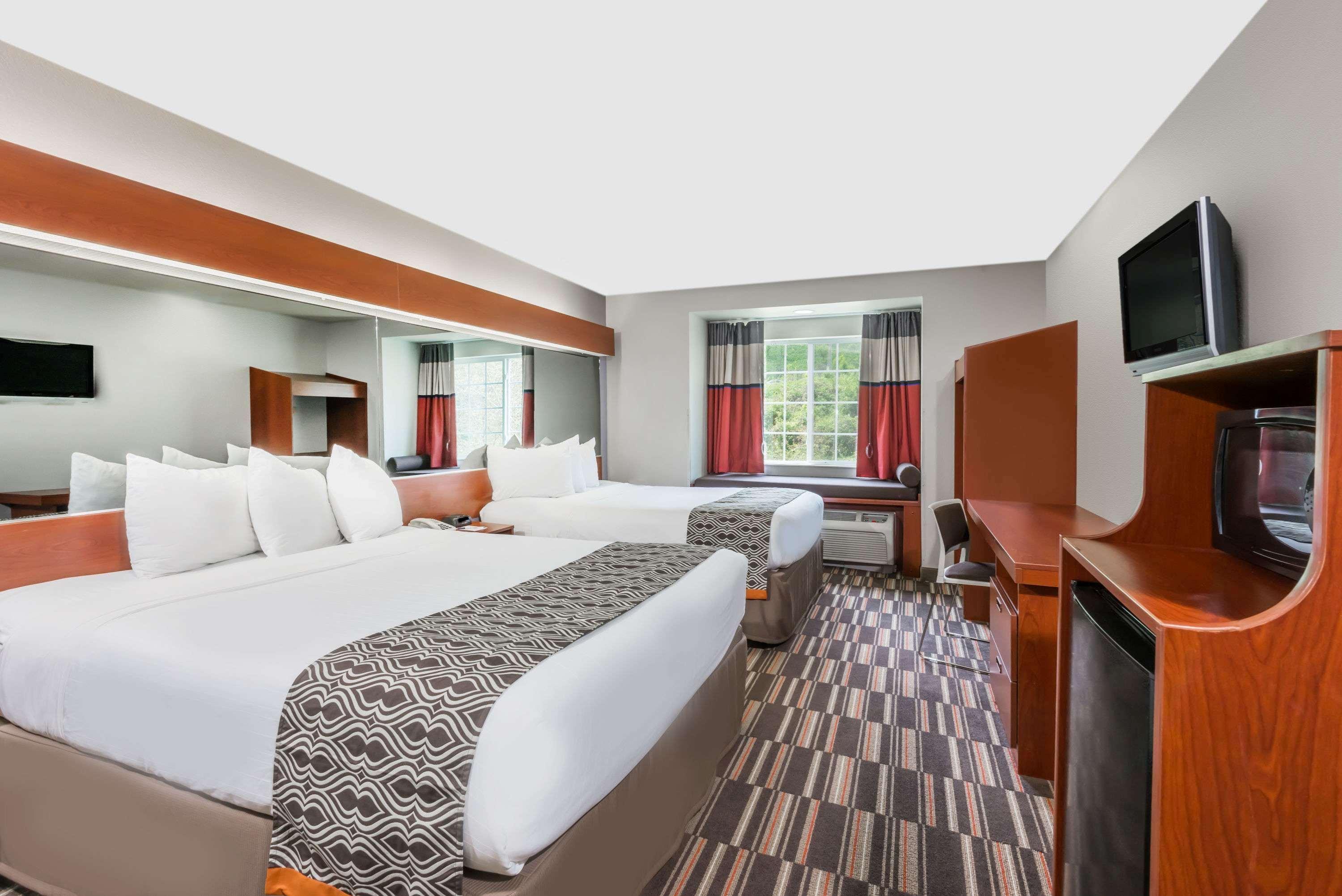 Sonesta Essential Morgantown Hotel Exterior photo
